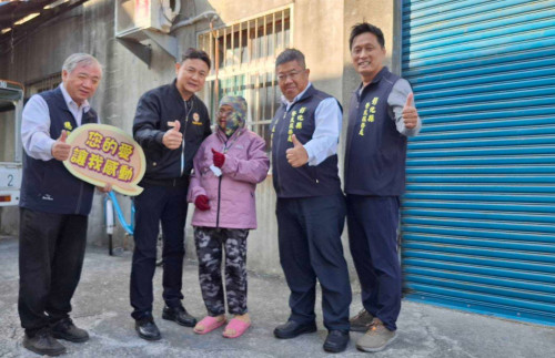 冷氣團報到！彰化榮服處致贈羽絨外套 溫馨送愛榮民眷