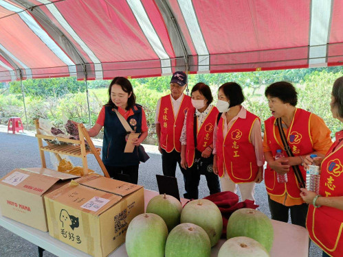 雲林榮服處賀榮民賴謙旗創業有成 咖啡傳香邁向國際