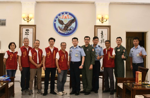 屏東金同會拜會空軍六聯隊！楊恭淼：感謝長期對金門協助