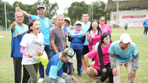 利樂盃高智爾球老少球友鬥陣競技 親子歡喜同樂  