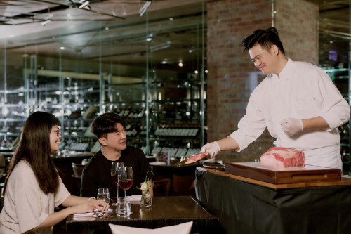 台南晶英普發萬元專案 ROBIN’S推現切牛排新體驗