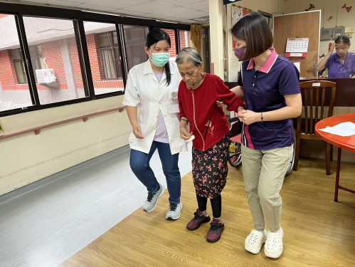 彰化榮家與結合中榮埔里分院資源 推動高齡友善照護