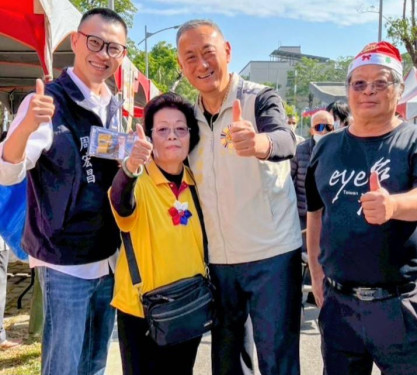 臺南榮家聖誕嘉年華 家屬相伴更有節味　