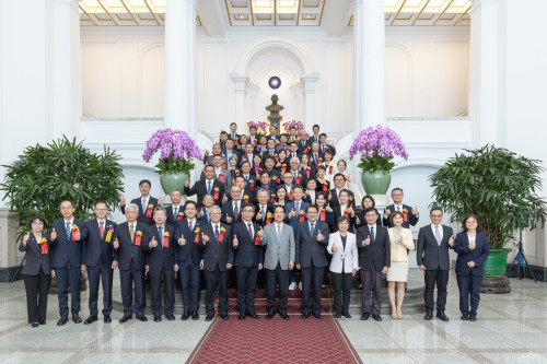 總統、副總統接見肯定 中市水利局多項工程勇奪國家建築與工程獎