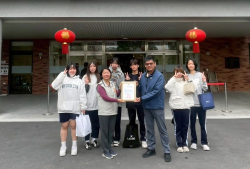 臺南榮家感謝善心歲末義剪 住民長輩樂享換新髮迎新年