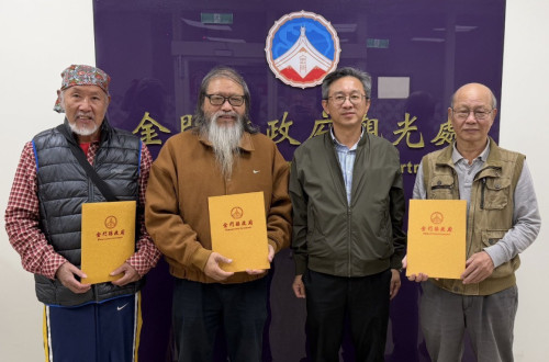 金門三畫家藝術點亮公部門空間 觀光藝術廊聯合展圓滿達陣