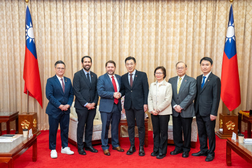 立法院江啟臣副院長接見美國聯邦參議員蓋耶哥（Ruben Gallego）一行2人 江啟臣：台美攜手共同捍衛區域安全和平穩定