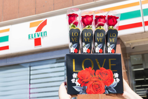 統一10大通路浪漫開賣 西洋情人節獻上逾7萬朵紅玫瑰 
