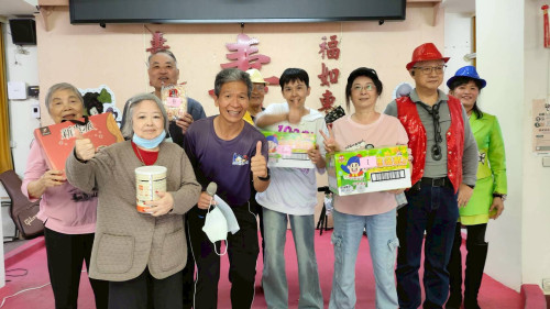 彰化榮家慶元宵猜燈謎 住民樂音相伴團圓樂開懷