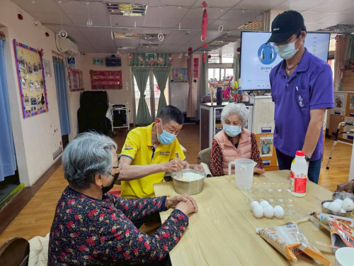 彰榮日照住民化身點心大師 創意鮮果鬆餅美味健康滿分