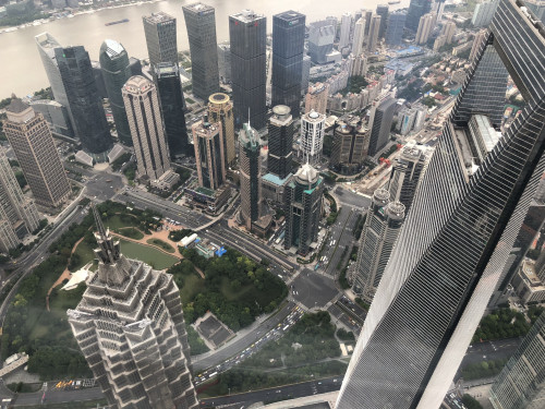 將配偶與子女同列第一順位繼承人-回應高齡少子化社會的民法修正迫切性