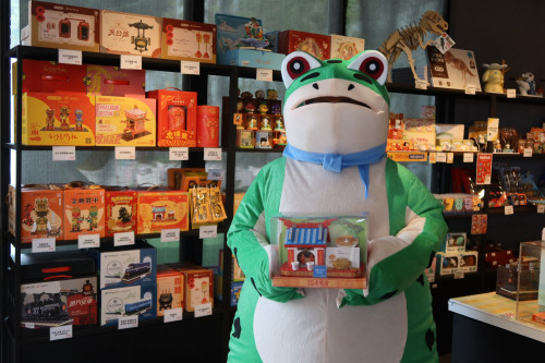 媽祖“進駐”南投日月町複合式商場 多品牌攜手   蔚為時尚新入口