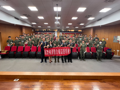 澎湖榮服處端節前至營區宣導 助國軍官兵規劃職涯