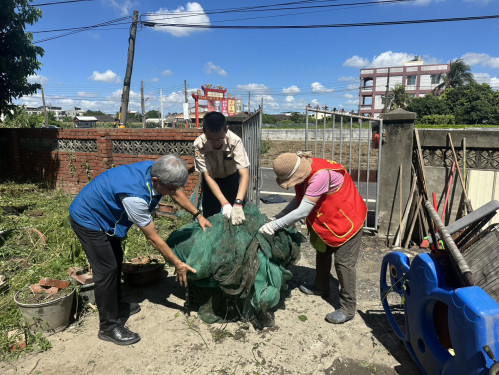 雲林榮欣志工到府打掃服務高齡獨居榮民眷