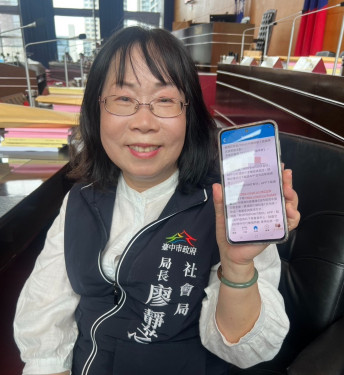 鍋烤節全民瘋投票　中市府社會局長也是忠實粉絲 天天投票幸運中獎！