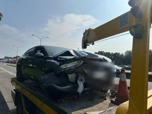 國1高雄九如路段5車連環撞　疑變換車道不當釀3人輕傷 