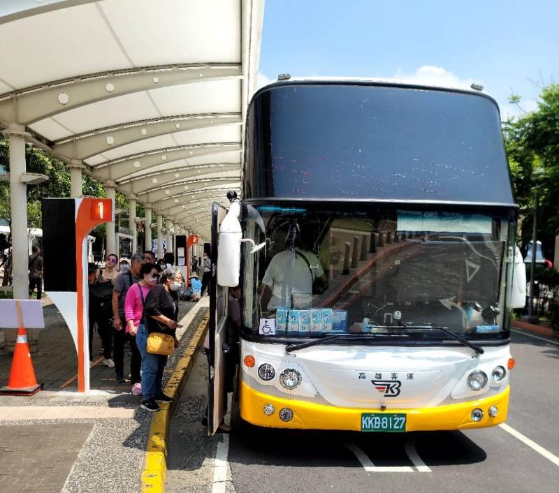 台灣好行大鵬灣琉球線-帶你直達東港渡船碼頭吃海味