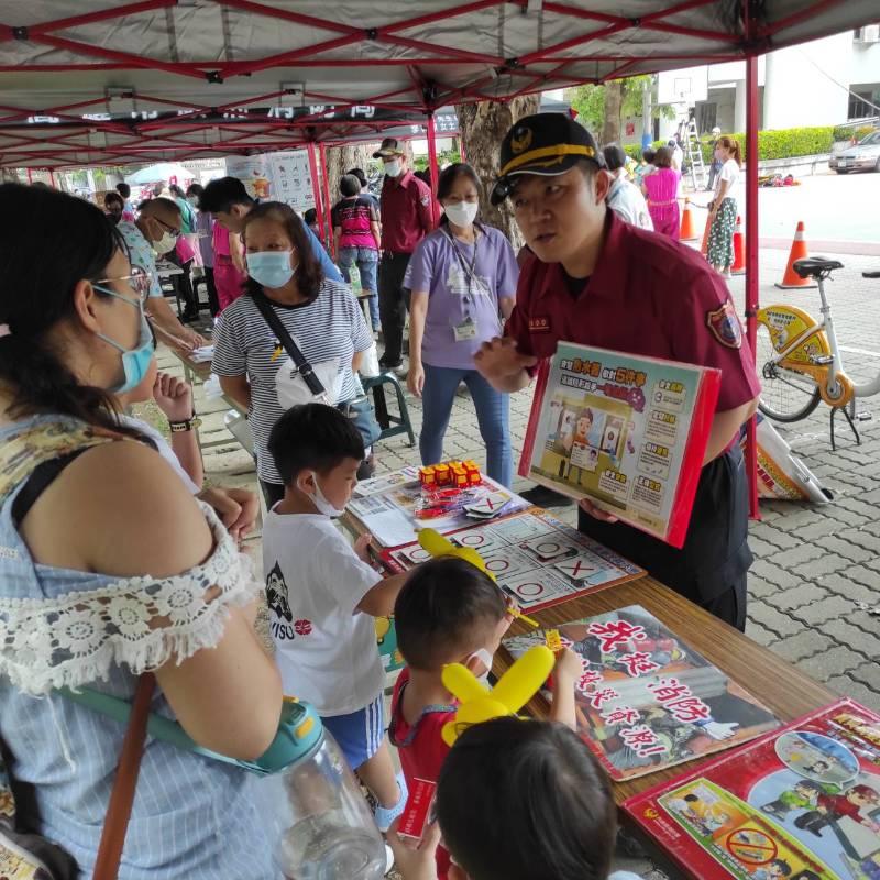 前金分隊辦理小小消防「假日防災市集」