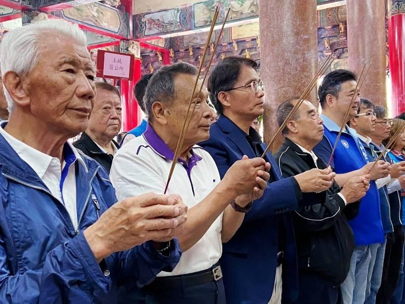 土城大墓公清明祭祀 祈求眾生平安康泰