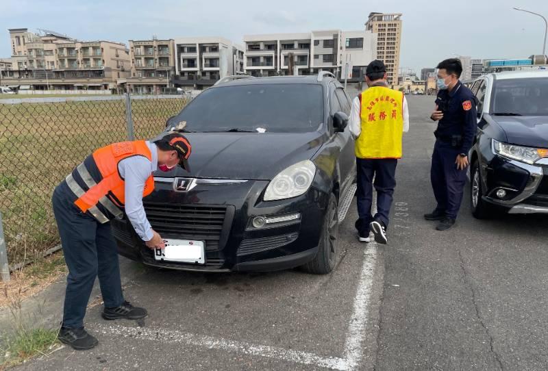 被監警攔查才知我的車牌被註銷了!高雄市區監理所這麼說...