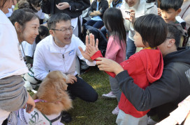 新北特教家庭日「家在一起 特別幸福」400位親子歡聚在一起