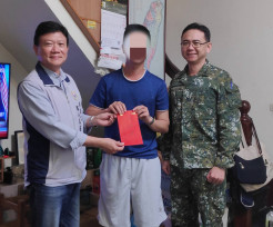 台南軍人服務站溫馨慰問關懷住院官兵