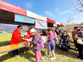 竹樂安居、廉能永續　竹東鎮廉政列車第3站親子健行賞櫻宣導五打七安反賄選