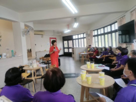 中彰榮家住民家屬感恩回饋 手作食品分享住民長輩體驗