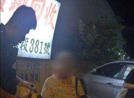   老婦深夜徘徊街頭 蘆竹警溫馨助返家