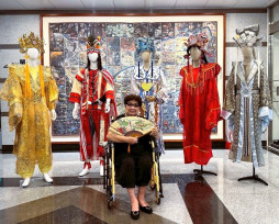 《明雪璀璨映戲臺》洪明雪藝師特展登場 重現歌仔戲風華