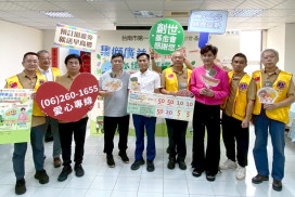創世基金會辦公益園遊會 吳俊宏任愛心大使助植物人家庭