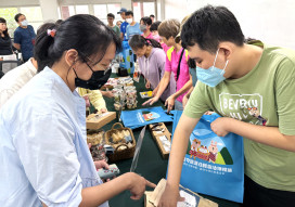 法扶進校園 律師化身志工守護孩子