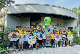 AI蟋蟀帶路！虎頭埤智慧眼鏡服務上線 口埤實小率先體驗