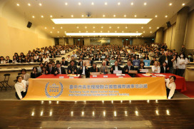 盛況空前！全臺近60所高中齊聚臺中模聯　 鄭照新、范琪斐、章文樑激盪國際新視角