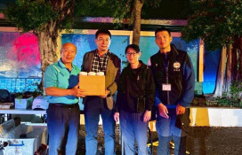 打噪不停歇！山腳里長夜訪稽查現場　親送點心慰勞一線打噪英雄