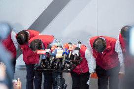 挺身面對防疫檢討聲浪  盧秀燕兩度鞠躬致歉：概括承受、引以為鑑