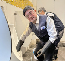 響應世界廁所日　台灣中油攜手全台1937座加油站一起彎腰清潔公廁