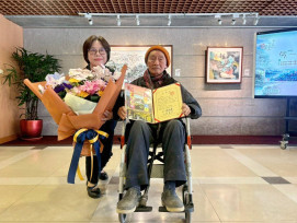 從照護到創作 「百歲畫愛 院望啟程」素人棉棒畫展開展