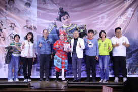 略勝一「丑」！ 陳勝在帶來《王老虎搶親》推廣演出＋新書首發