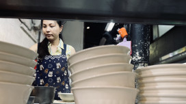 《左撇子女孩》橫掃金馬9項提名 陳秋柳在片中飾演賣麵的阿莉與有榮焉！