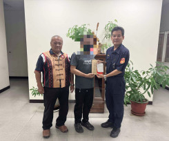 暖心！枋寮警所長結合地方善心人士　解原鄉家庭喪葬困境