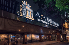 餐飲工資戰提前開打？ABV喊出正職4.4萬元起薪　最高18％調薪搶年後跳槽潮