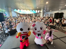 新光三越高雄左營店寒假展覽首日爆棚