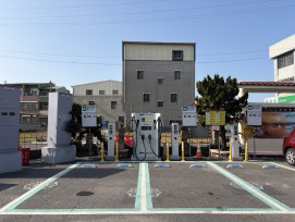 台南第六批電動車充電站啟用 11 行政區新增 40 席格位