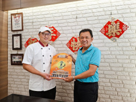 全糖城市甜蜜引路！永康「頂好烘焙坊」百年水果餅 承載西勢擔餅文化情