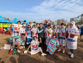 2.5萬跑者湧入府城！2026台南古都馬拉松今晨起跑 牛肉湯美食補給大獲好評