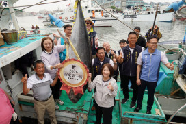 屏東第一鮪飆破201萬！每公斤破萬創新高引爆全場