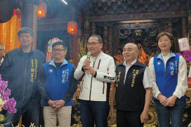 新店太平宮聖誕　侯友宜祈福感謝廟方關懷弱勢學子、深耕地方公益