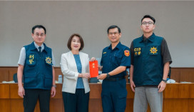 周春米表揚枋寮警高效率破案  強調打擊竊盜與毒品不手軟