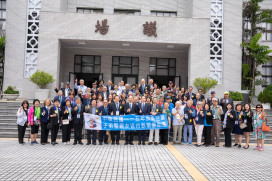 立法院韓國瑜院長向「中華民國115年旅美空軍子弟暨親友返台致敬參訪團」致意